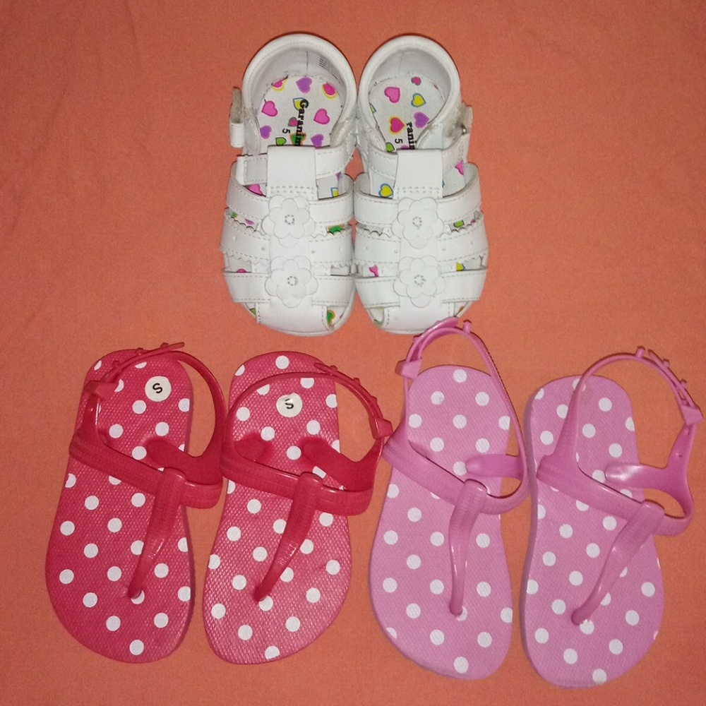 3 pairs of size 5 shoes.